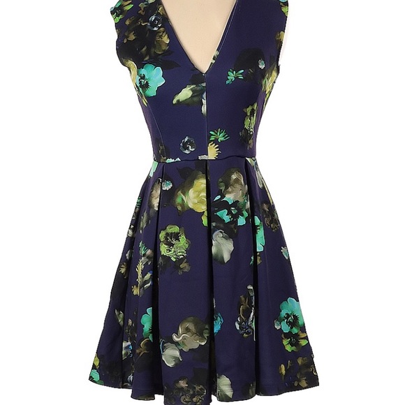 ASOS Floral Print Skater Dress - Picture 6 of 6